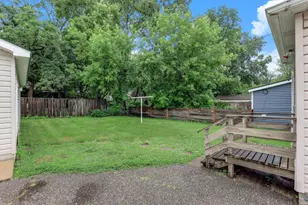 81 Manitoba Ave, Saint Paul, MN 55117 - Photo 21