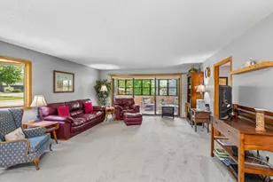 701 Hackerson Ct, Northfield, MN 55057 - Photo 7
