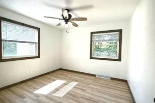 26 Oak Ln, Pine Island, MN 55963 - Photo 3
