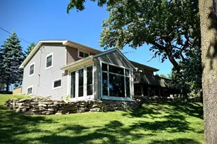 26 Oak Ln, Pine Island, MN 55963 - Photo 1
