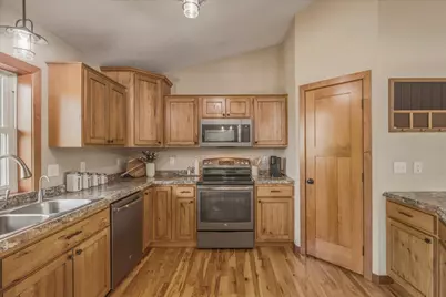 520 Olivia Court, Hudson, WI 54016 - Photo 11