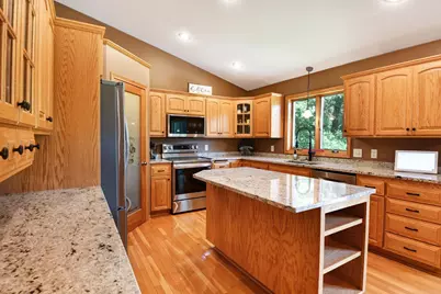 1007 Arbor Way, Sauk Rapids, MN 56379 - Photo 9
