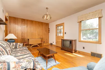 102 5th Street NE, Montgomery, MN 56069 - Photo 3
