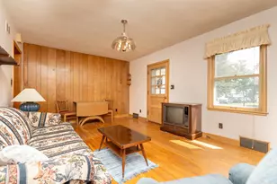 102 5th St NE, Montgomery, MN 56069 - Photo 3