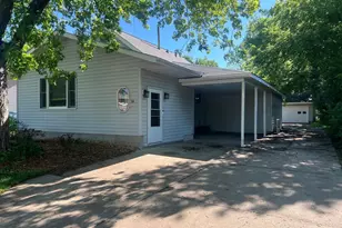 514 Swift Ave N, Litchfield, MN 55355 - Photo 1