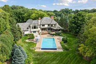 28160 Boulder Bridge Dr, Shorewood, MN 55331 - Photo 3
