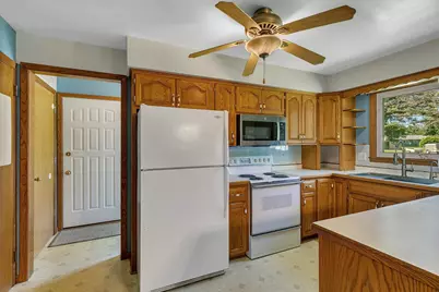 1022 Sunset Ridge Road, Saint Cloud, MN 56303 - Photo 3