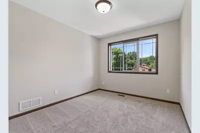 520 Lois Lane, Lino Lakes, MN 55014 - Photo 15