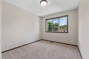 520 Lois Ln, Lino Lakes, MN 55014 - Photo 15