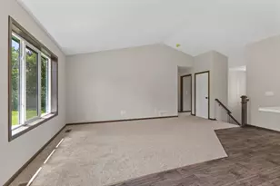 520 Lois Ln, Lino Lakes, MN 55014 - Photo 13