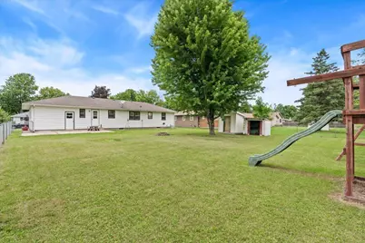 1009 W Center Street, Lake City, MN 55041 - Photo 39