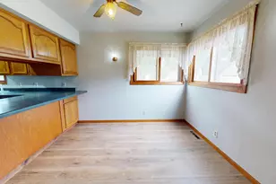 119 Morningside Rd, Albert Lea, MN 56007 - Photo 9