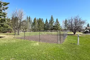 1421 Riverside Dr NW, Baudette, MN 56623 - Photo 5