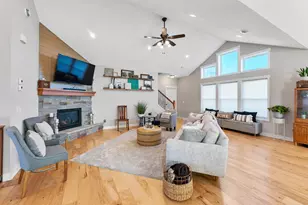 38209 Everett Ave, North Branch, MN 55056 - Photo 5
