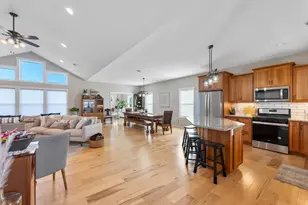 38209 Everett Ave, North Branch, MN 55056 - Photo 3