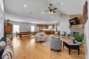 38209 Everett Ave, North Branch, MN 55056 - Photo 5