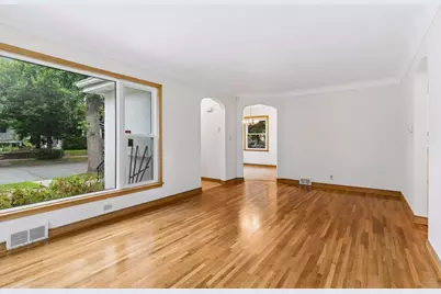 840 Armstrong Avenue, Saint Paul, MN 55102 - Photo 3