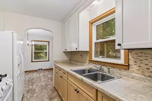 840 Armstrong Ave, Saint Paul, MN 55102 - Photo 13