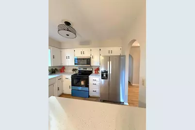 4174 Oakcrest Drive, Vadnais Heights, MN 55127 - Photo 5