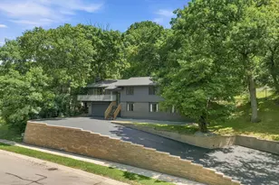 138 Chaparral Dr, Apple Valley, MN 55124 - Photo 5