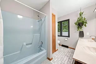 138 Chaparral Dr, Apple Valley, MN 55124 - Photo 21