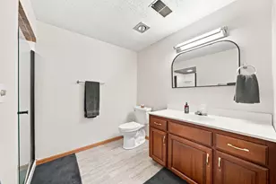 138 Chaparral Dr, Apple Valley, MN 55124 - Photo 35