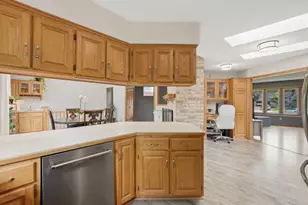 7288 Foxboro Ct, Woodbury, MN 55125 - Photo 7