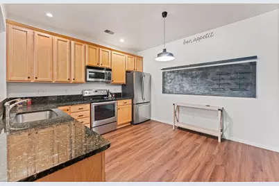 1550 Zarthan Avenue S #512, Saint Louis Park, MN 55416 - Photo 7