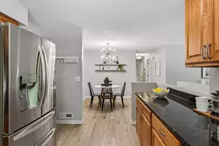 285 Deubener Pl, Saint Paul, MN 55105 - Photo 17
