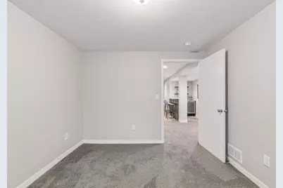 285 Deubener Place, Saint Paul, MN 55105 - Photo 25