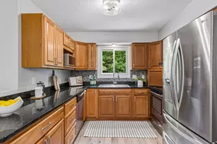 285 Deubener Pl, Saint Paul, MN 55105 - Photo 13