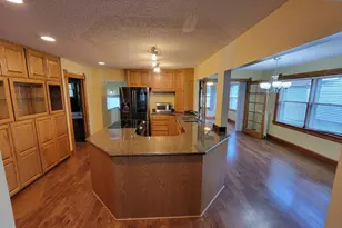 113 E Sarnia St, Winona, MN 55987 - Photo 11