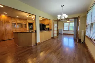 113 E Sarnia St, Winona, MN 55987 - Photo 13