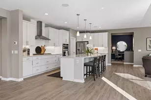 16736 Wuttke Xing, Eden Prairie, MN 55347 - Photo 9