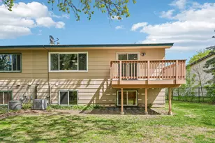 9526 Grey Widgeon Pl, Eden Prairie, MN 55347 - Photo 31
