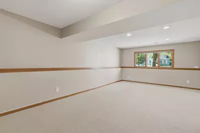 6812 44th Avenue N, Crystal, MN 55428 - Photo 15