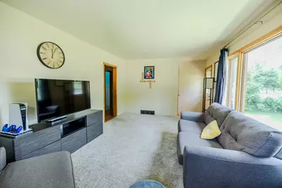 1006 Poughkeepsie Avenue, Morris, MN 56267 - Photo 31
