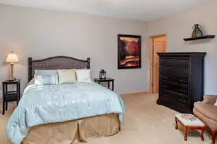 1161 Lakemoor Dr, Woodbury, MN 55129 - Photo 33