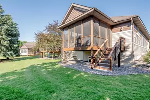 1161 Lakemoor Dr, Woodbury, MN 55129 - Photo 51