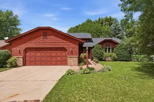 2021 17th St S, Saint Cloud, MN 56301 - Photo 1