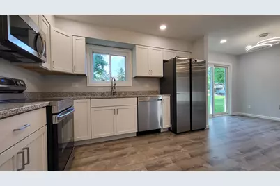 524 Wood Way, Burnsville, MN 55337 - Photo 5