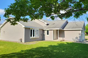 524 Wood Way, Burnsville, MN 55337 - Photo 21