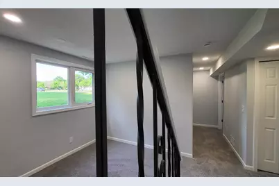 524 Wood Way, Burnsville, MN 55337 - Photo 9