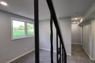 524 Wood Way, Burnsville, MN 55337 - Photo 9