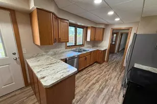 321 23rd St NE, Bemidji, MN 56601 - Photo 7