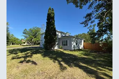 321 23rd Street NE, Bemidji, MN 56601 - Photo 3