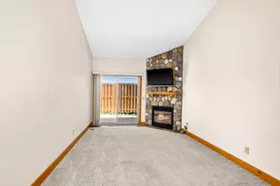 205 SE 17th St, Grand Rapids, MN 55744 - Photo 9