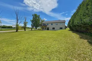 1103 Southern Hills Ln SW, Rochester, MN 55902 - Photo 15