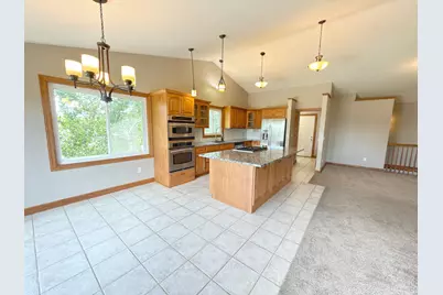 1103 Southern Hills Lane SW, Rochester, MN 55902 - Photo 7