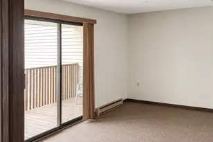 808 Hills Ave, Jackson, MN 56143 - Photo 5